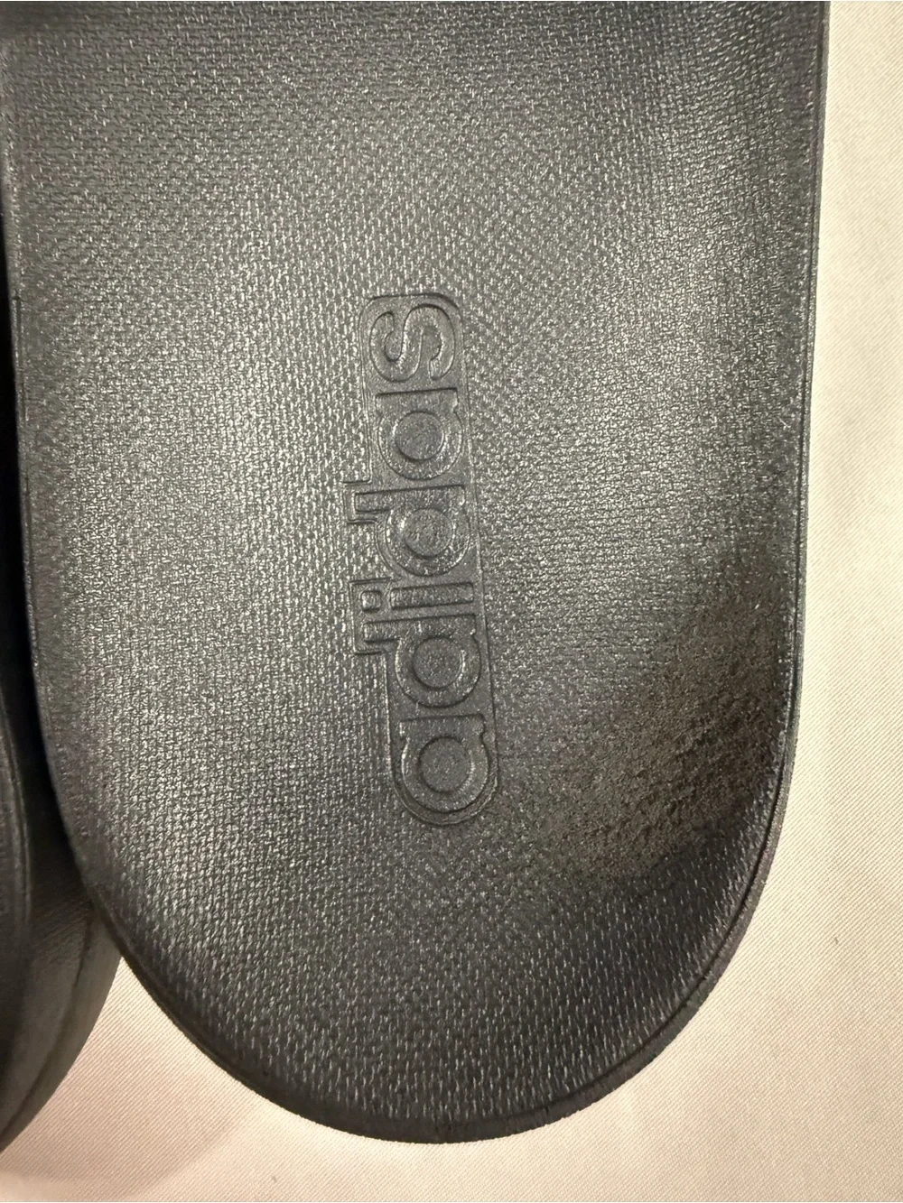 Adidas Adilette Comfort Black Slides Sandals Men’s 8 Women’s 9
